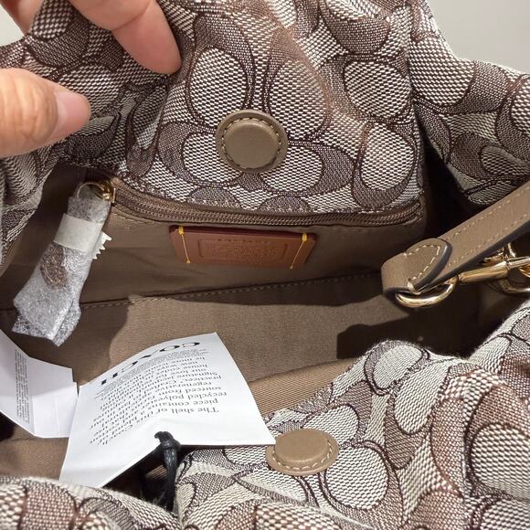 Coach Faye Shoulder Bag In Signature Jacquard With Floral Embroidery CDZ02 - Picture 6 of 8